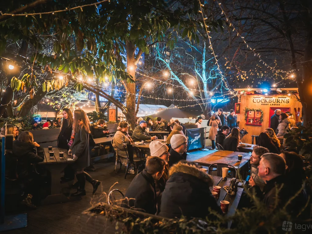 The Crown & Anchor - Winter