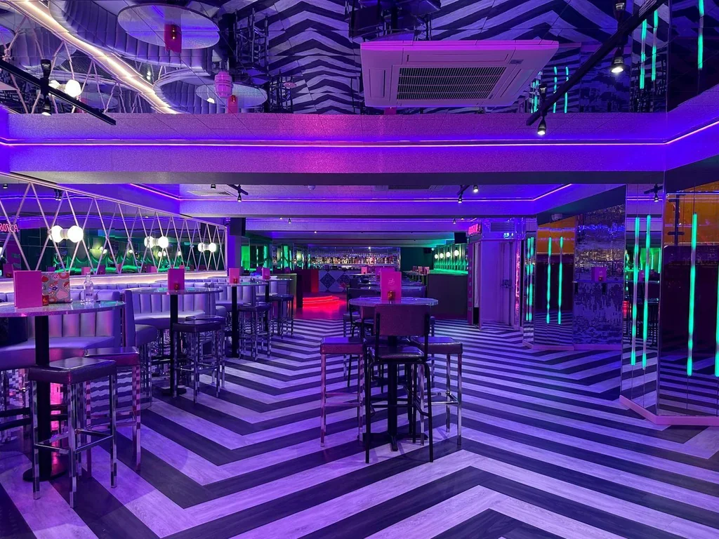 Whole Venue
