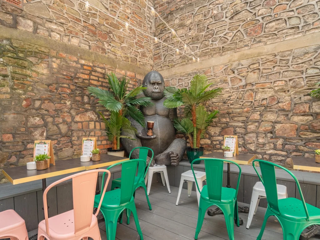 Terrace Bar