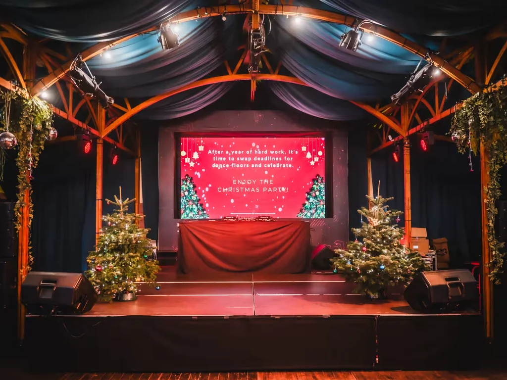 Whole Venue - Winter