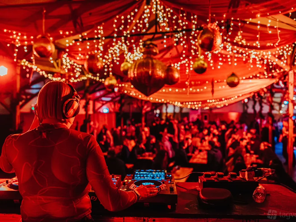 Whole Venue - Winter