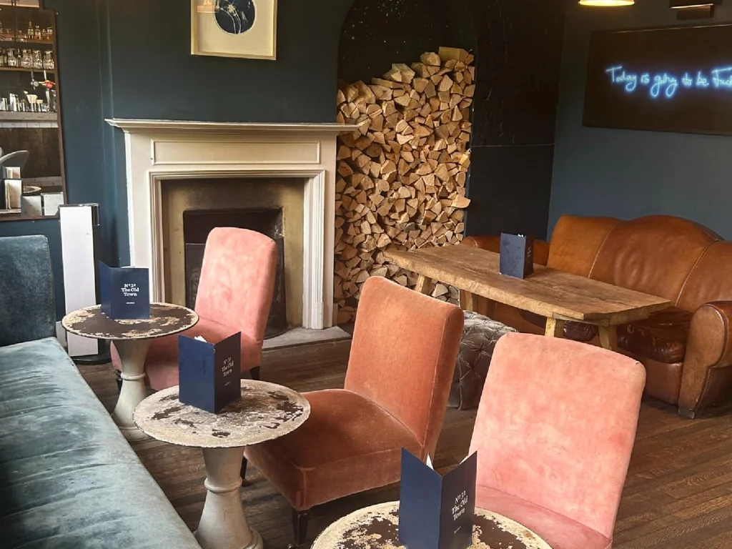 The Lounge