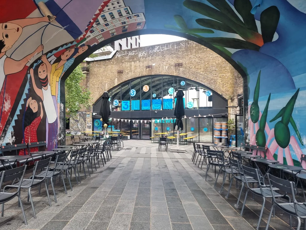 N6 Event Space