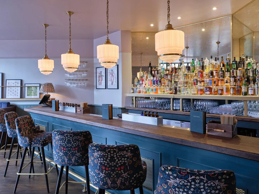 Bar Booth