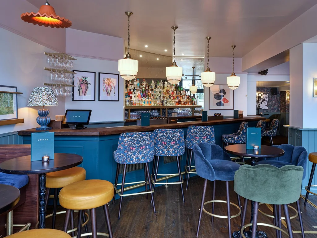 Bar Booth
