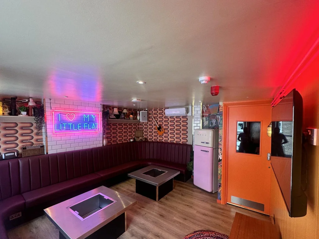 Karaoke Private Room