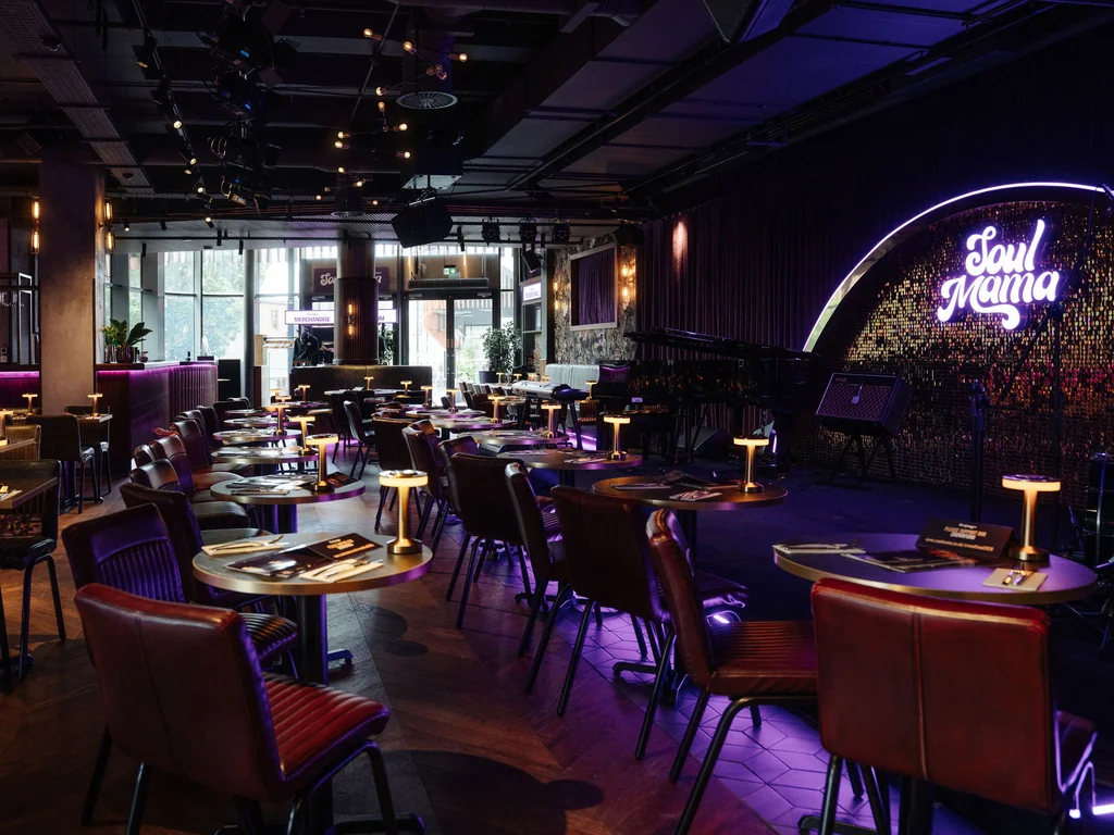 Main Bar