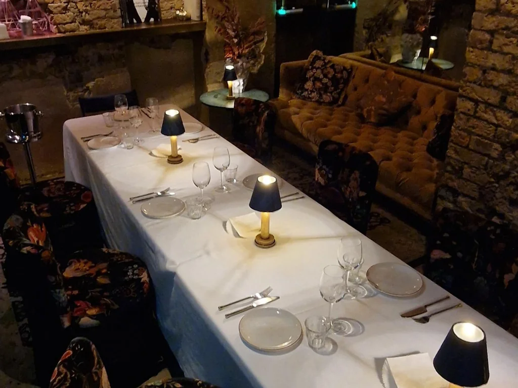 Private Lounge