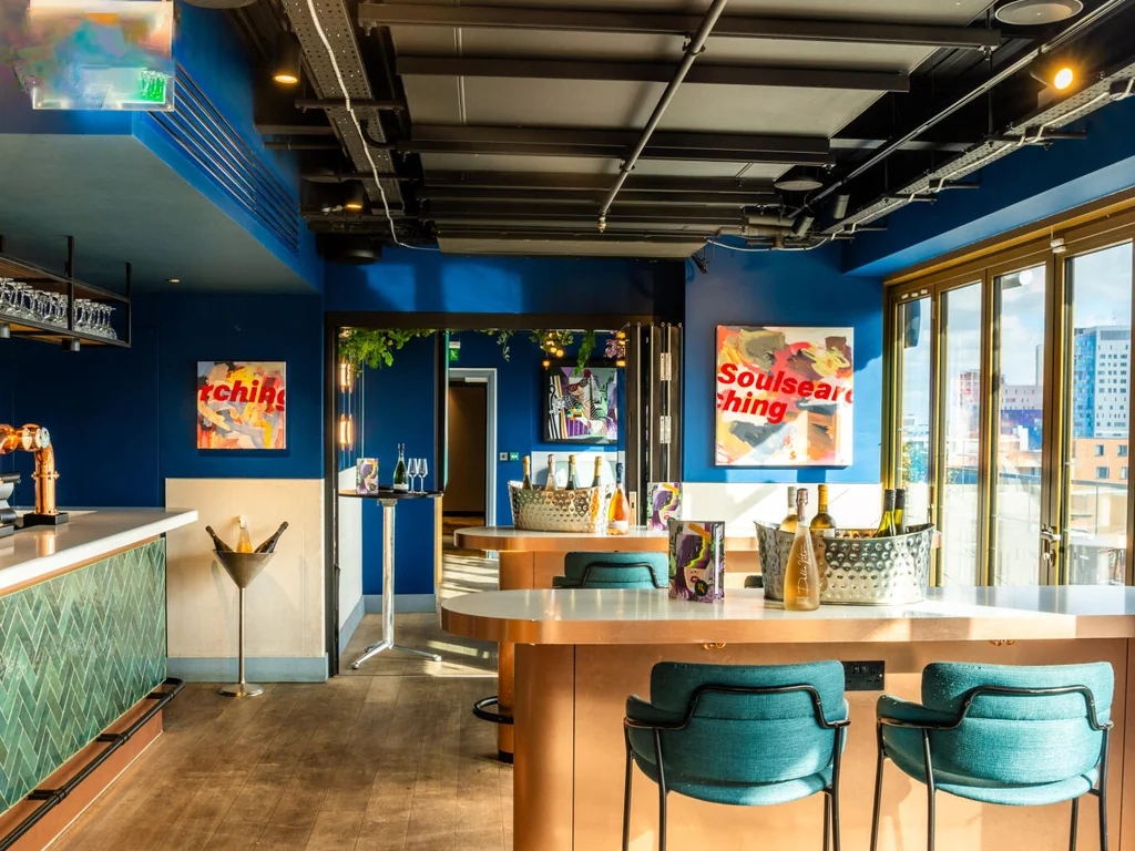 Pocket Square Skyline Bar