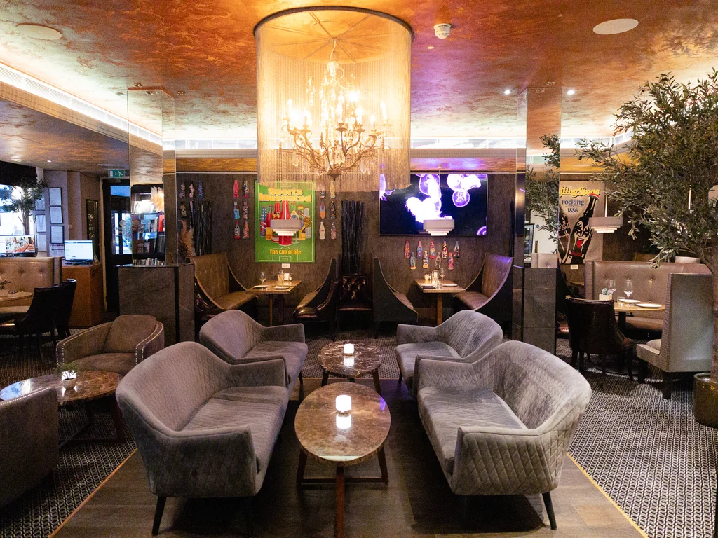 Wildheart Restaurant by Garry Hollihead