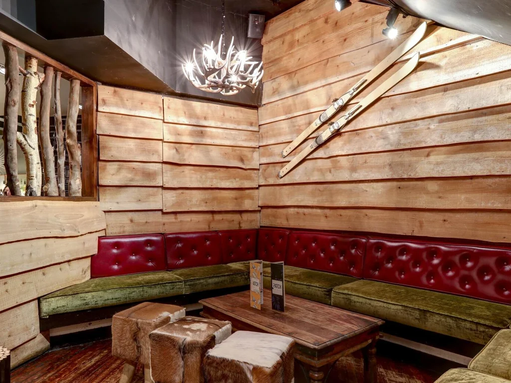 Main Bar