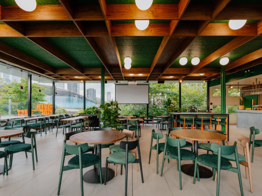 Bar & Terrace