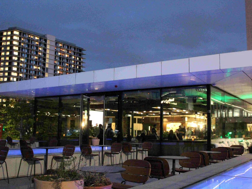 Bar & Terrace