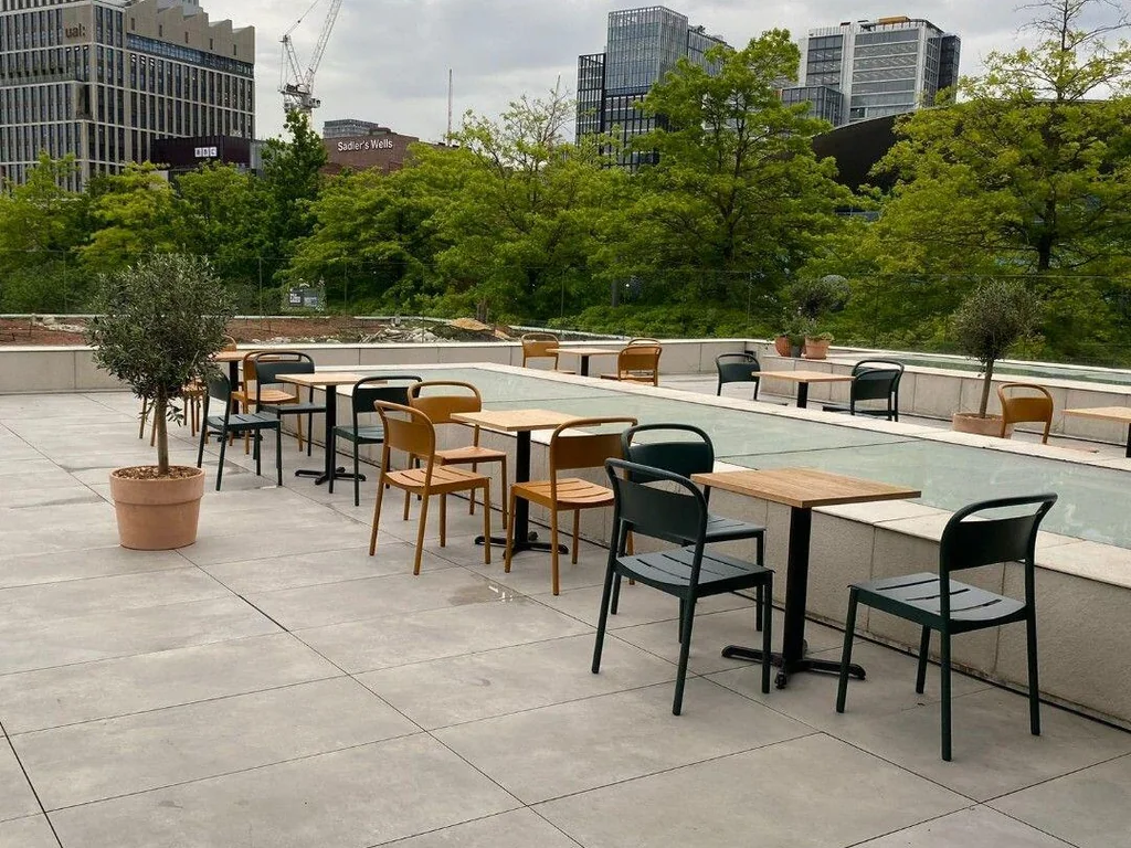 Bar & Terrace
