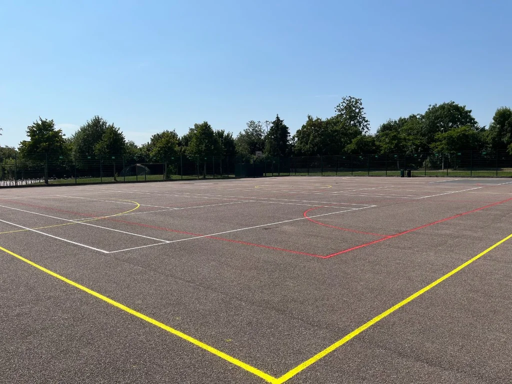 MUGA - Hard Court 1