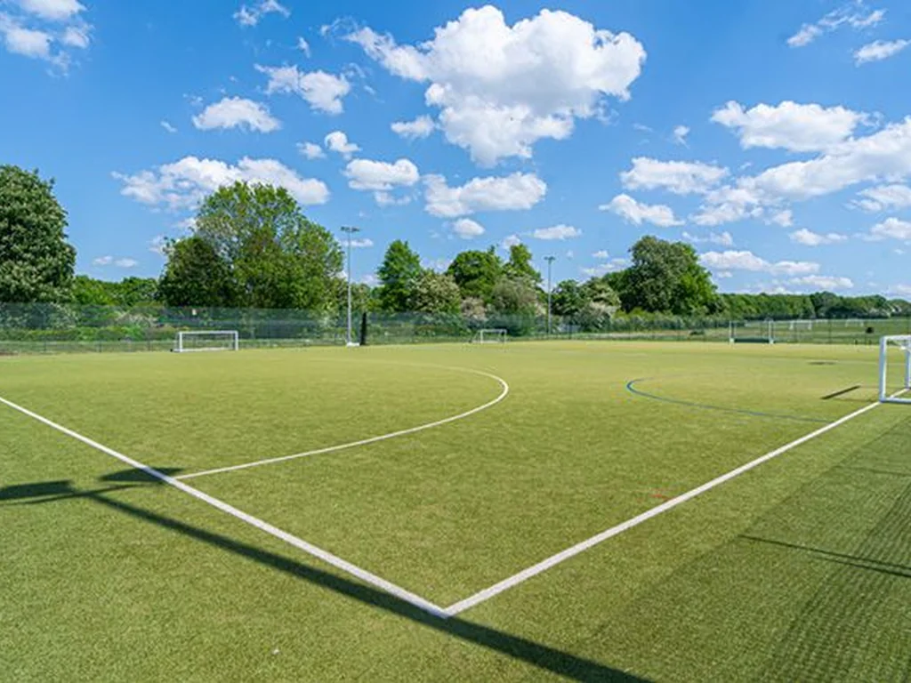 Astro Pitches (5-aside)