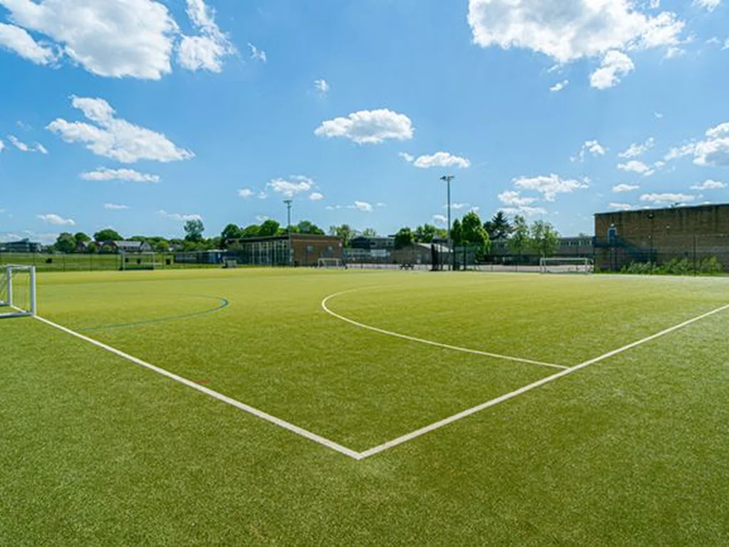 Astro Pitches (5-aside)