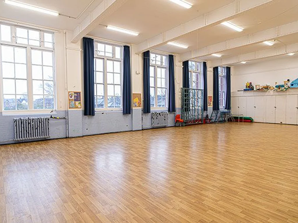 Main Hall - Middle