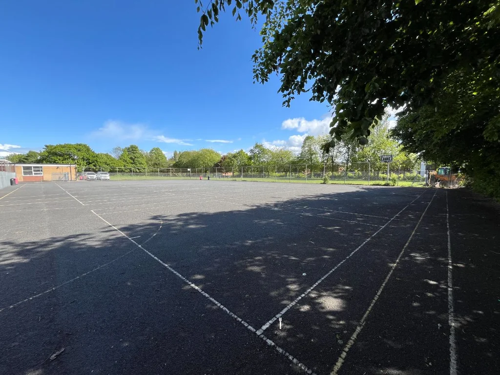 Outdoor Courts