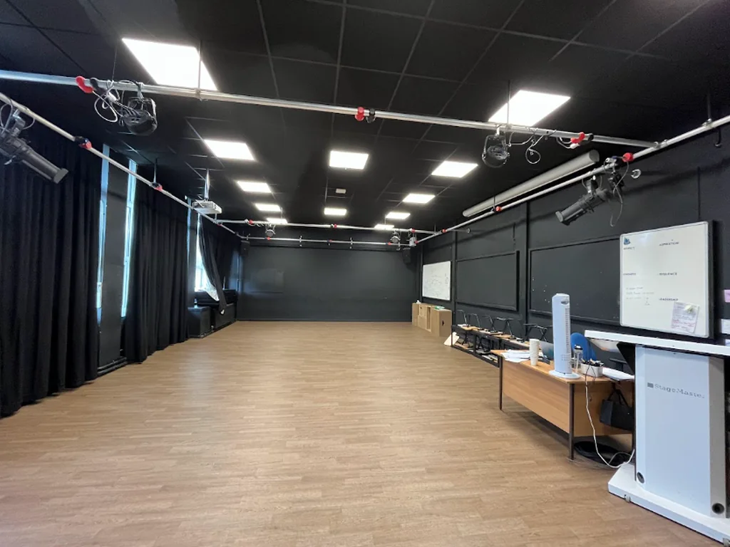Drama Studio