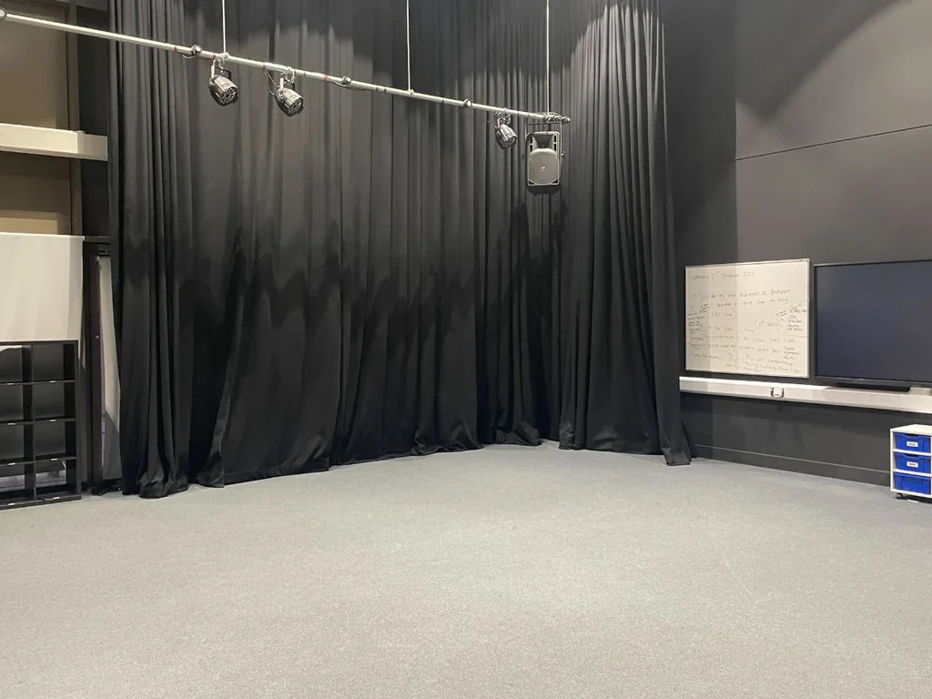 Drama Studio