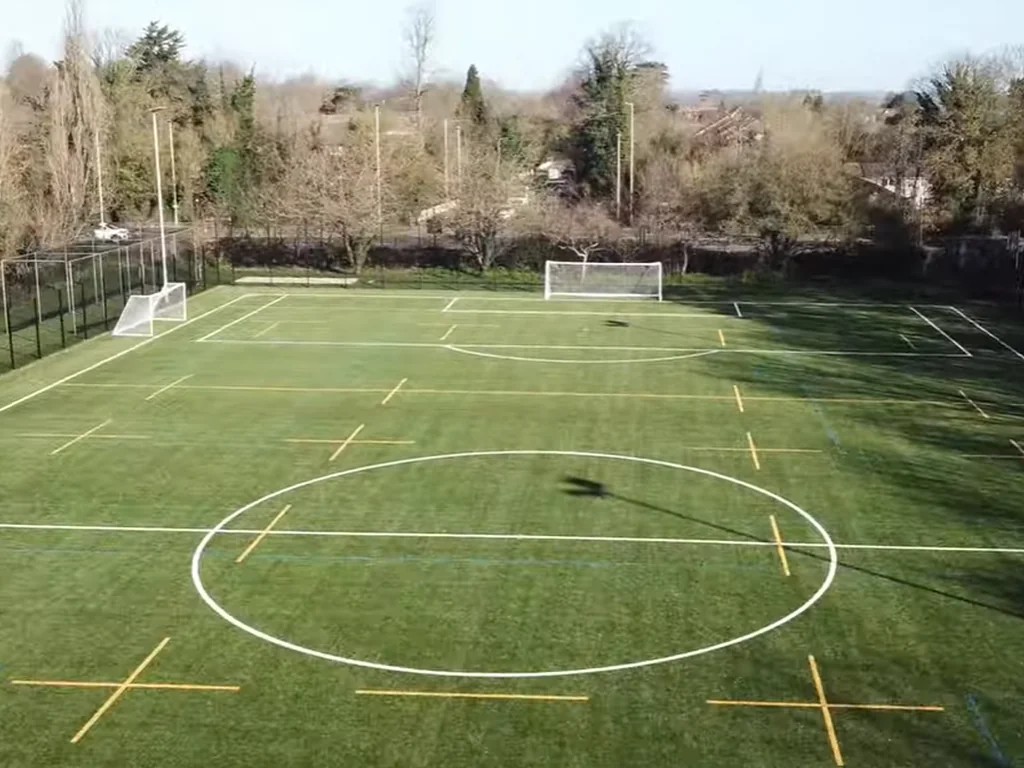Full 4G Pitch