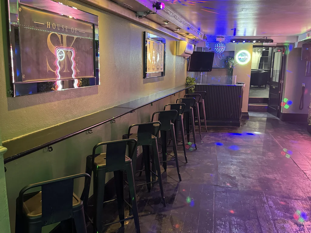 Main Bar