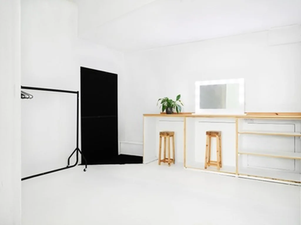 Studio 2