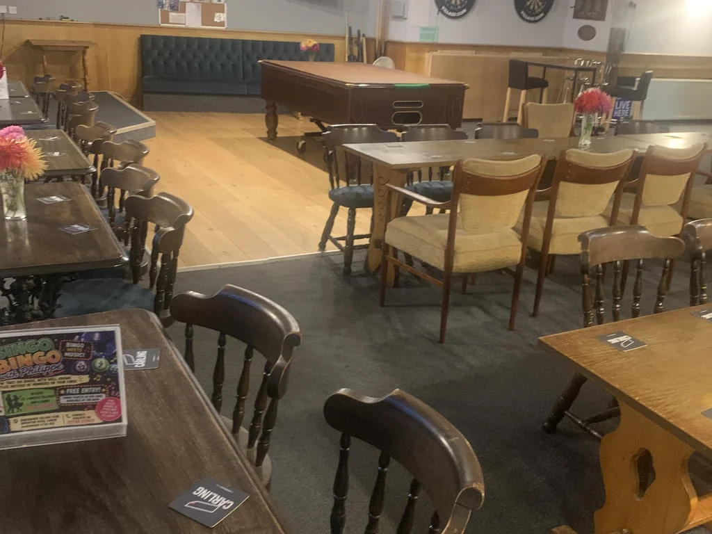 Hall & Main Bar