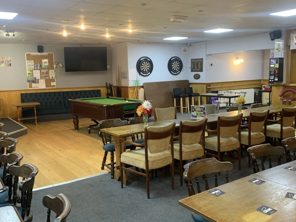 Hall & Main Bar
