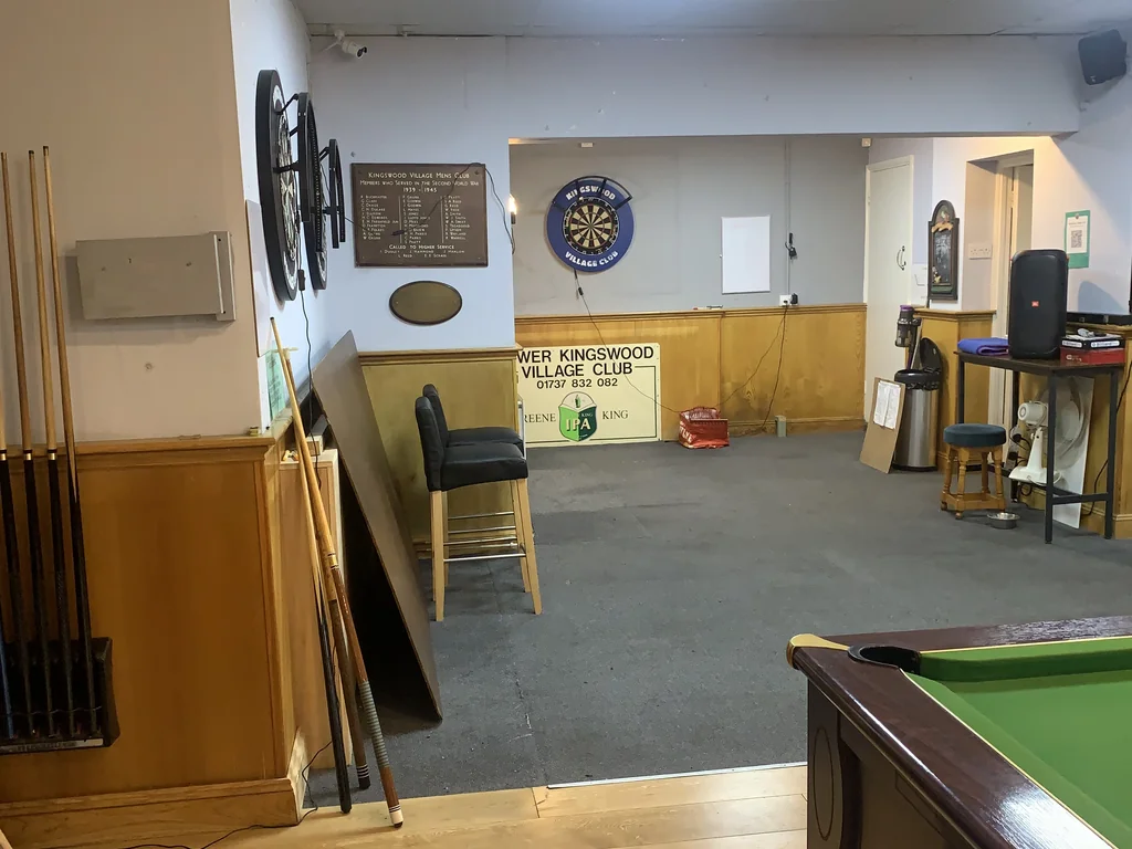 Hall & Main Bar