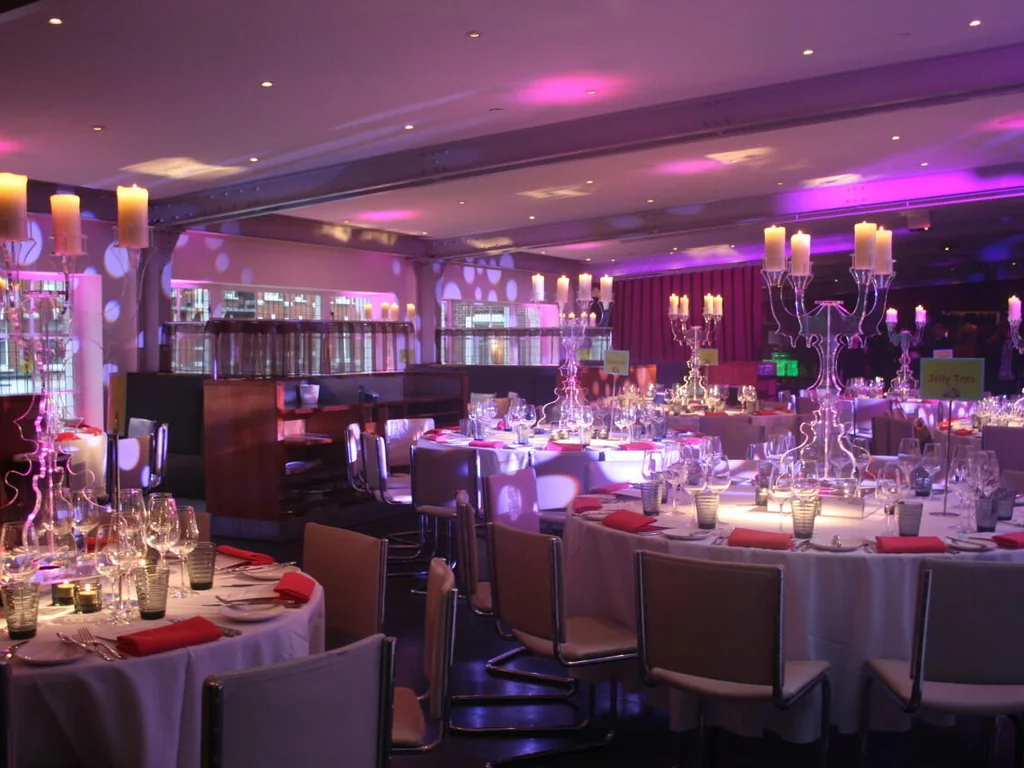 Bar & Restaurant