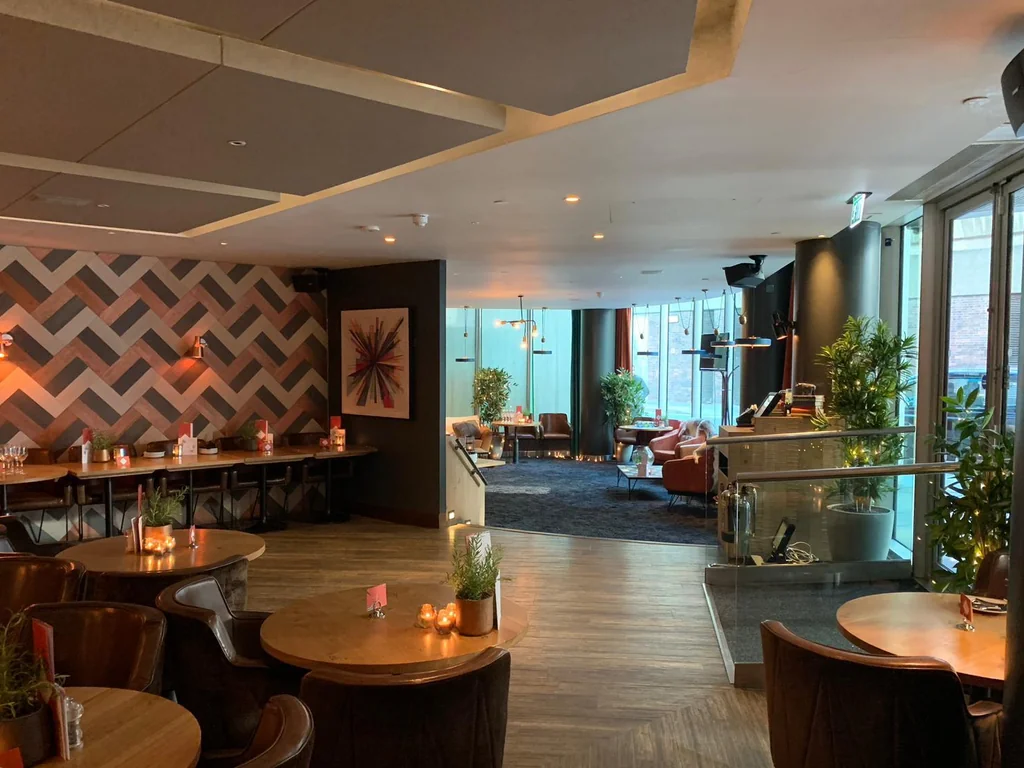 The Lounge