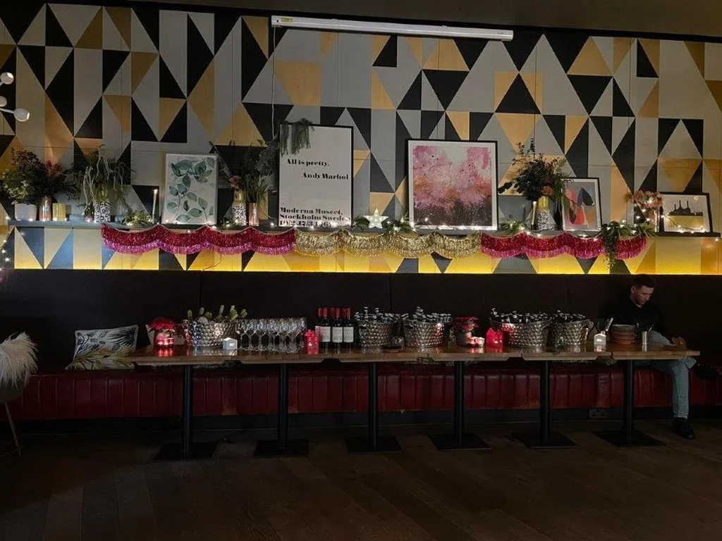 Main Bar