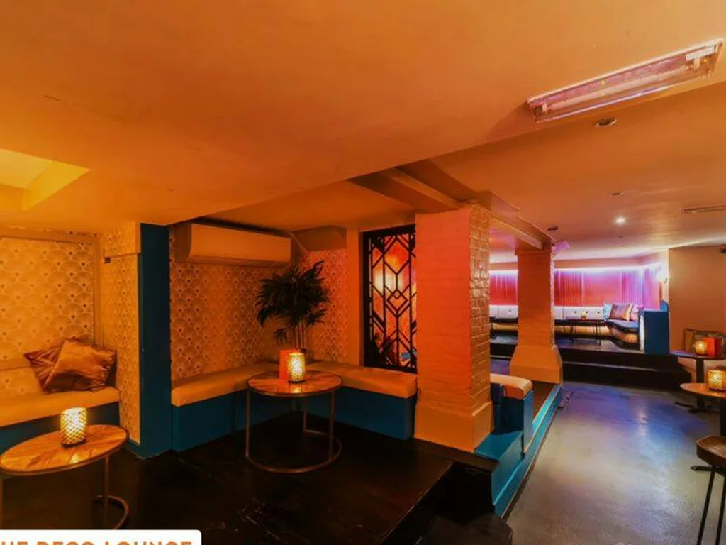 The Deco Lounge