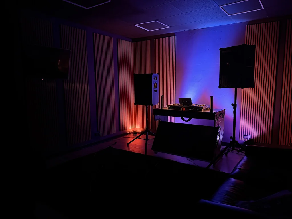 The Portal Music Studio - Recording & Production Room in Wapping