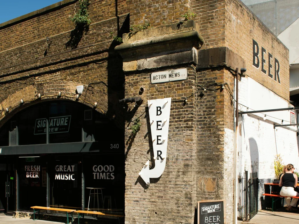 Bar and Music Venue
