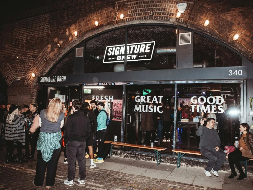 Bar and Music Venue